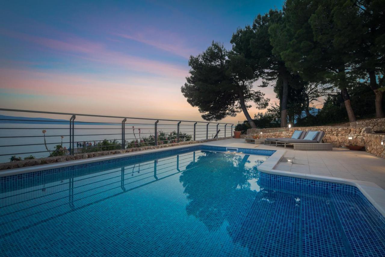 Absolute Beach Villa Omis Exterior photo