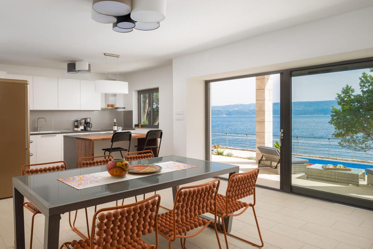 Absolute Beach Villa Omis Exterior photo